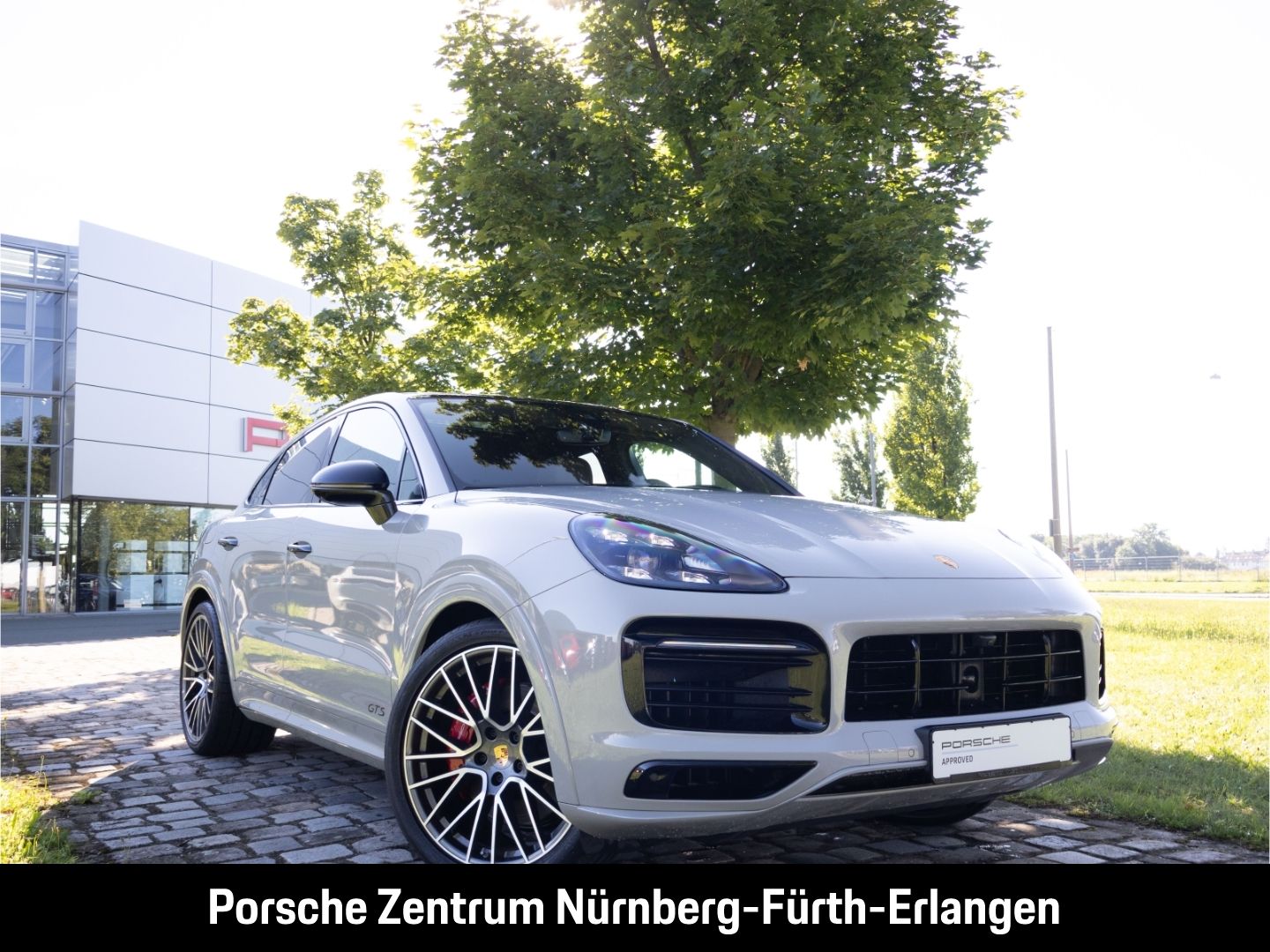 Porsche Cayenne GTS Coupe Luftfeder AHK Standheizung Hea