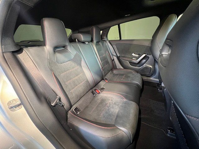 Mercedes-Benz CLA 250 4M AMG - Samsaru's Car Outlet