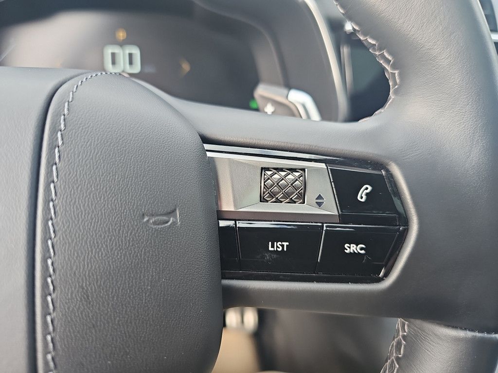 DS Automobiles DS 7 Crossback PT 180 Rivoli + FOCAL/GSD/LEDER