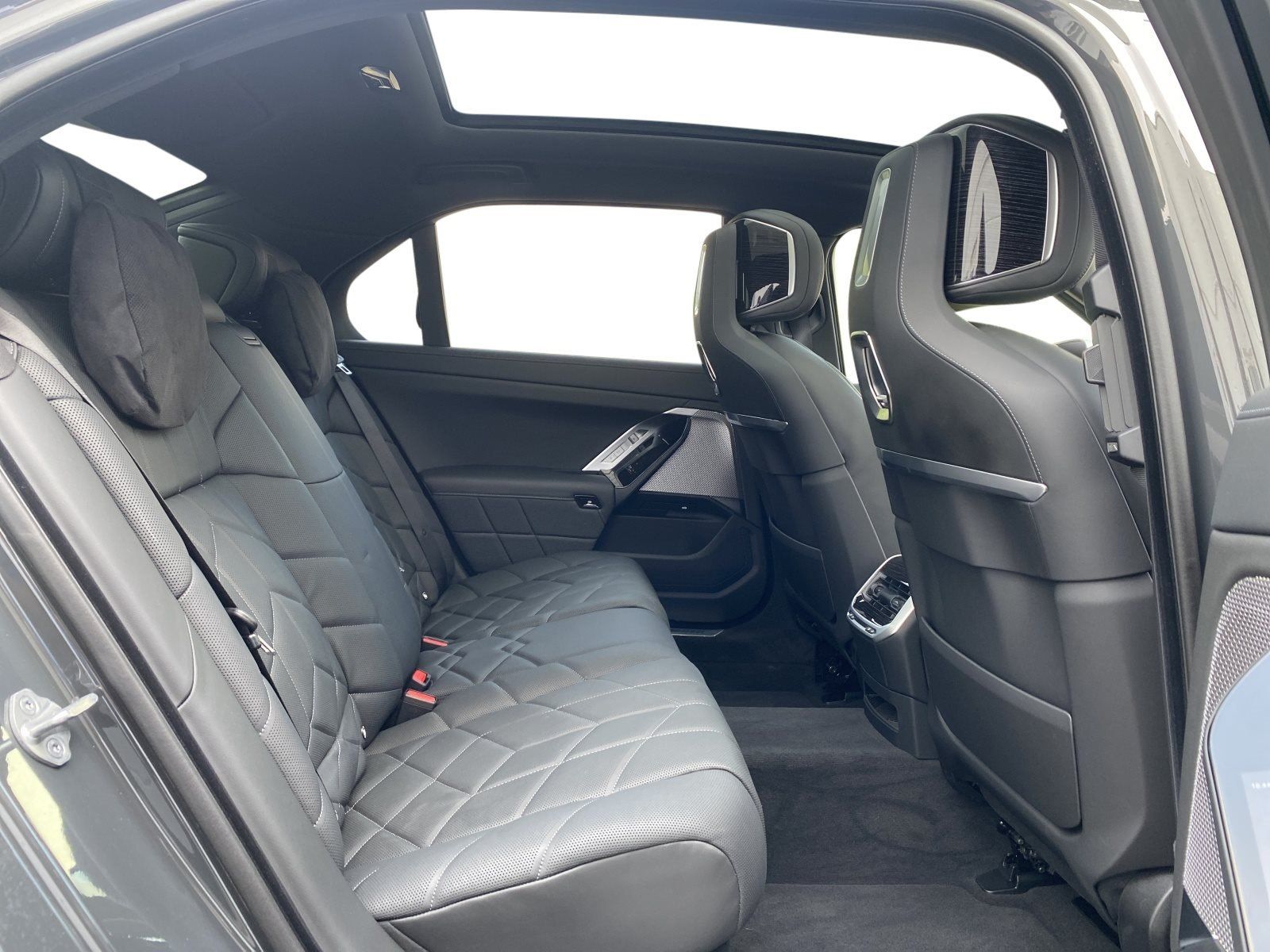 BMW 740d xDrive M-PAKET / AB 1.039 € BRUTTO O. LSZ /