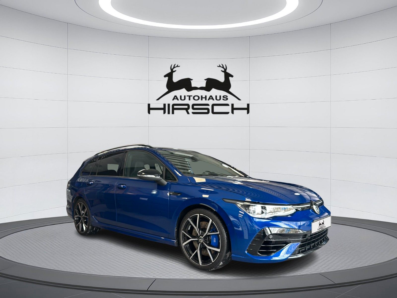 Volkswagen Golf VIII R Variant 2.0TSI 4Motion 19" H&K DCC