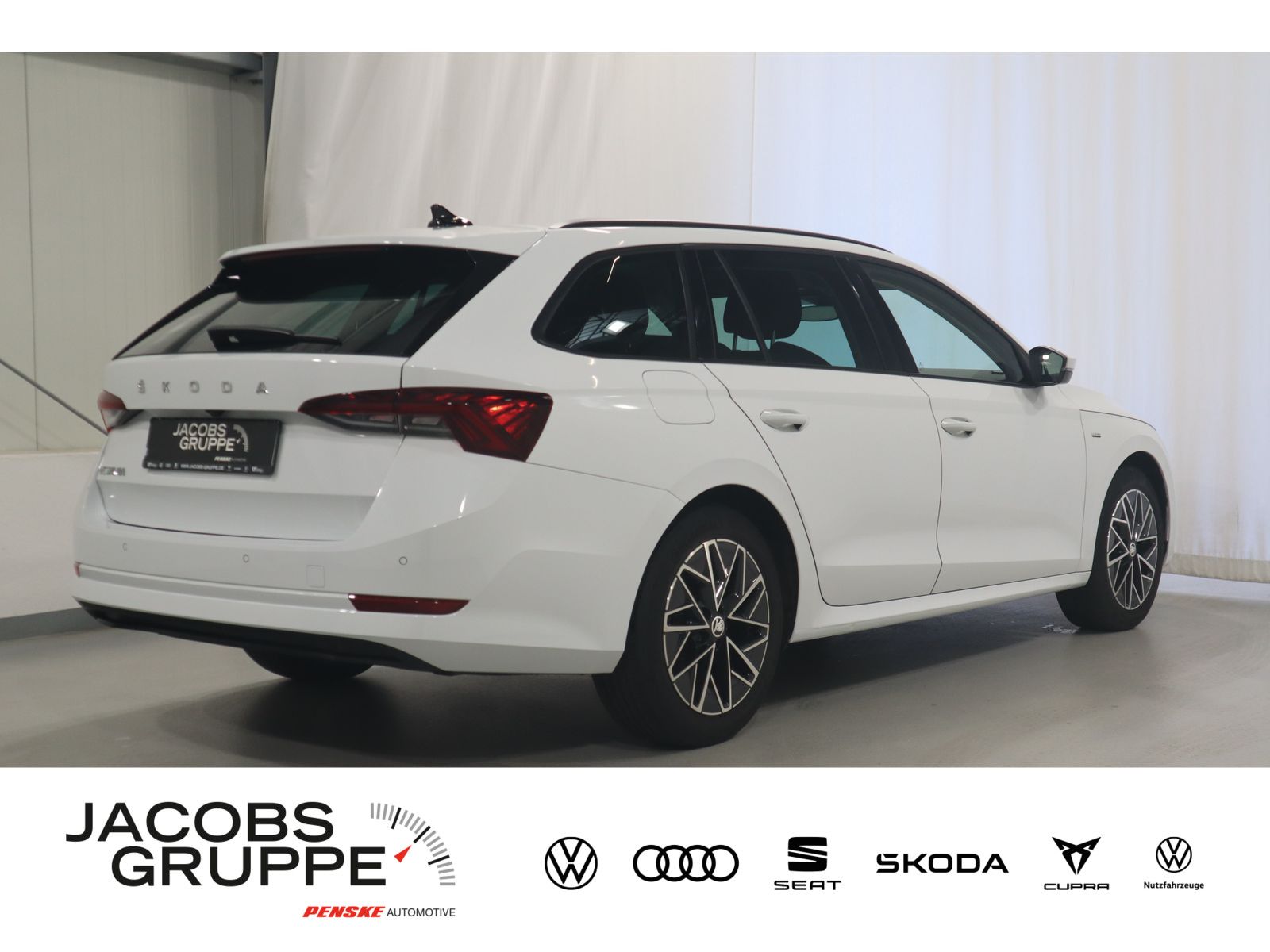 Skoda Octavia Combi 1.5 TSI Clever - Samsaru's Car Outlet