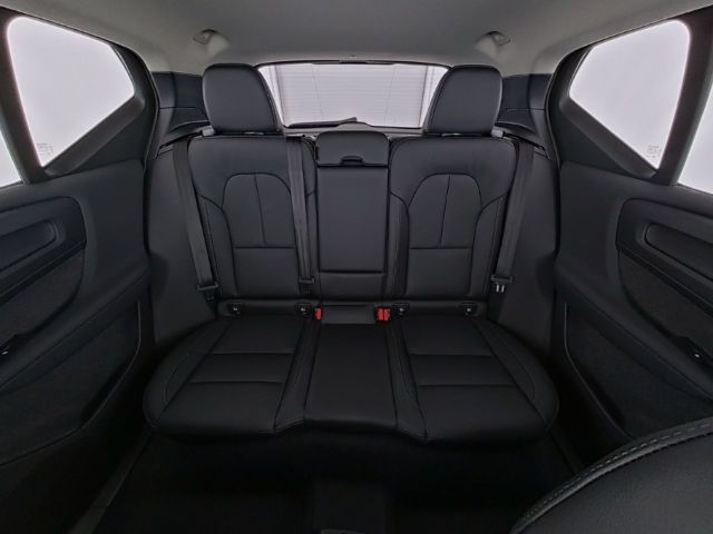 Volvo XC40 Plus Dark B4 20''LM AHK Pano 360kam ACC BLI