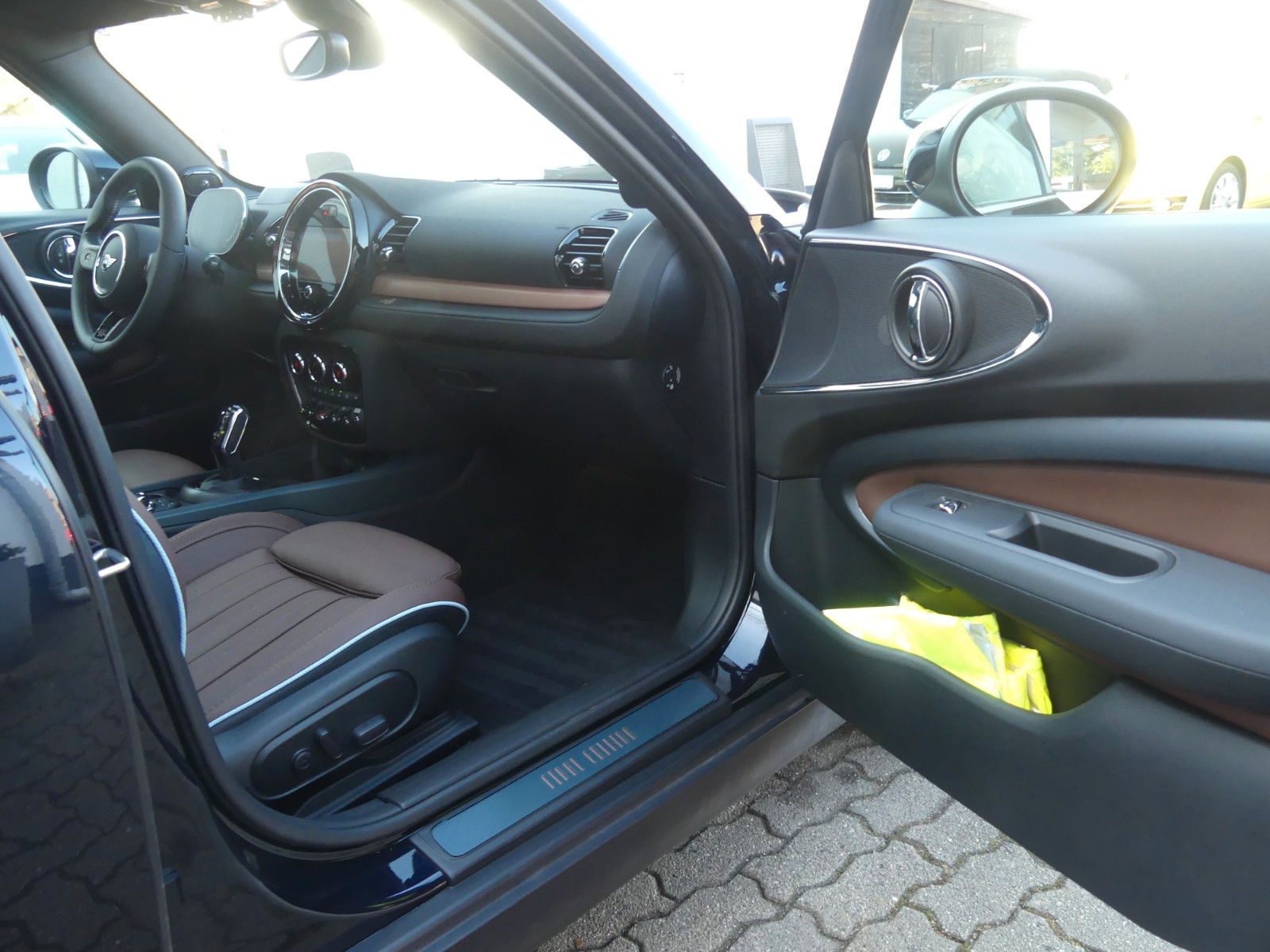 MINI COOPER S Clubman Final Edition - Samsaru's Car Outlet