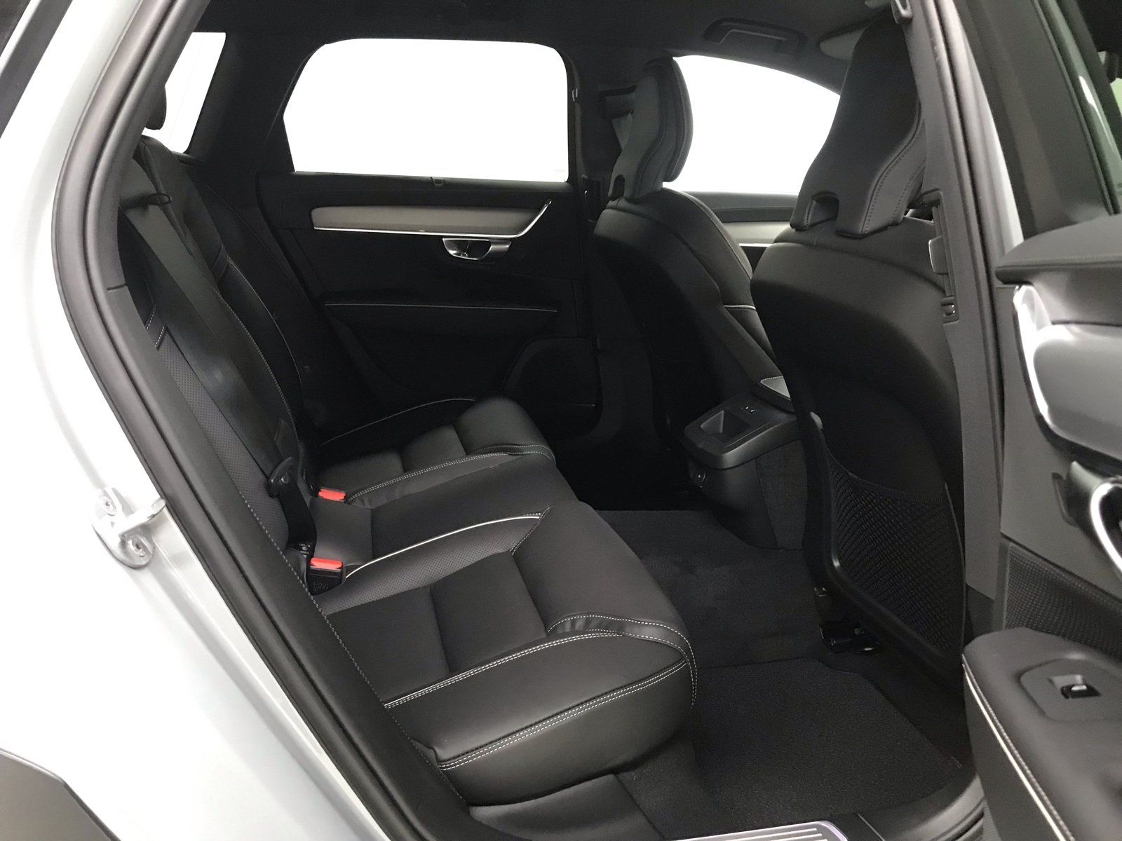 Volvo V90 CC B4 Diesel AWD Plus AHK*360°20"