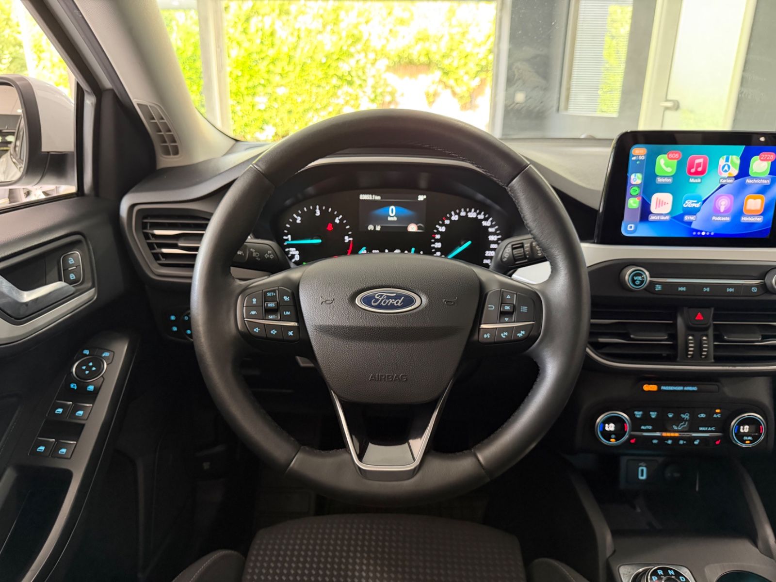 Ford Focus Turnier 2.0 C&C*AUTOMATIK*AHK*KAMERA*ACC*