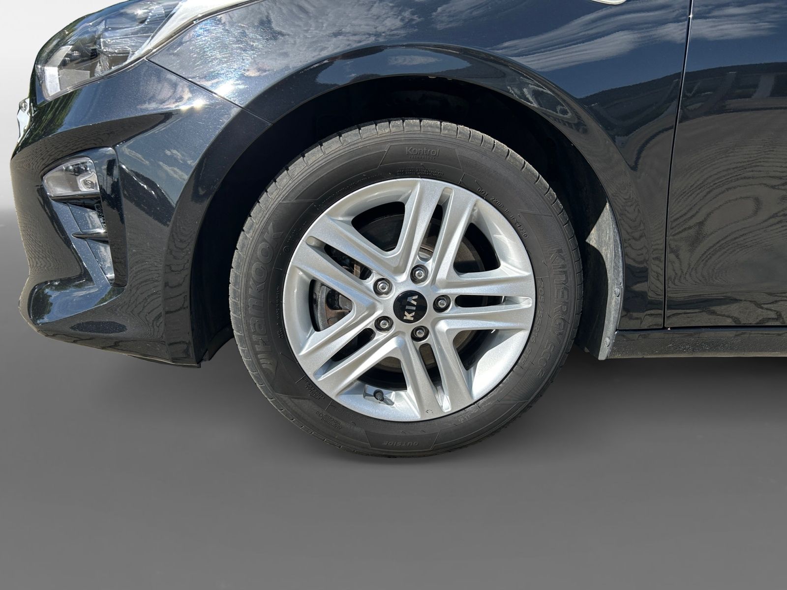 Kia cee'd 1.4 T-GDI Vision - Samsaru's Car Outlet