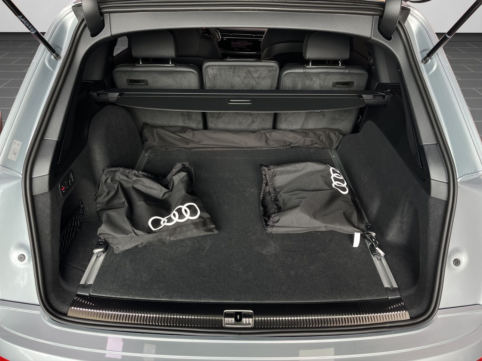 Audi Q7 SUV S line 55 TFSI e quattro 290 kW tiptronic