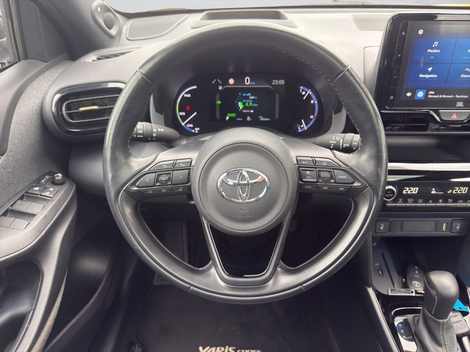Toyota Yaris Cross Hybrid Adventure*Pano*Hud*AHK*Matrix
