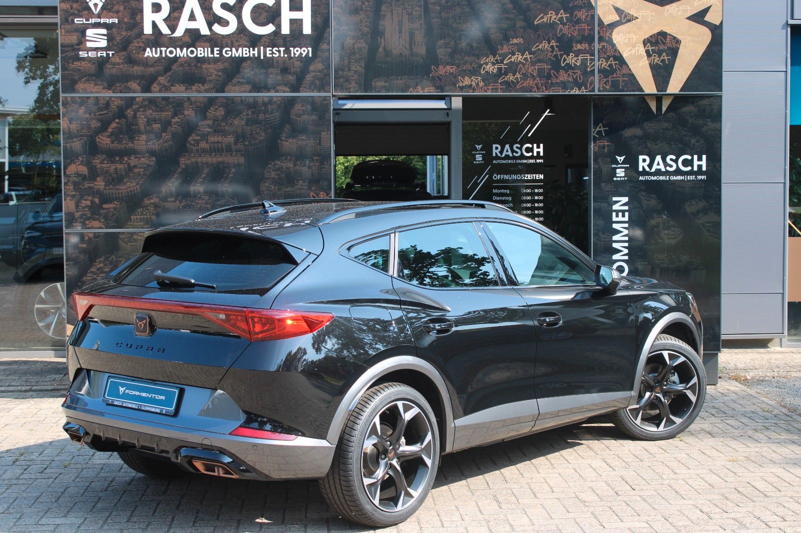 Cupra Formentor 1.4 e-HYBRID DSG +ACC+SHZ+LED+AHK+PDC+