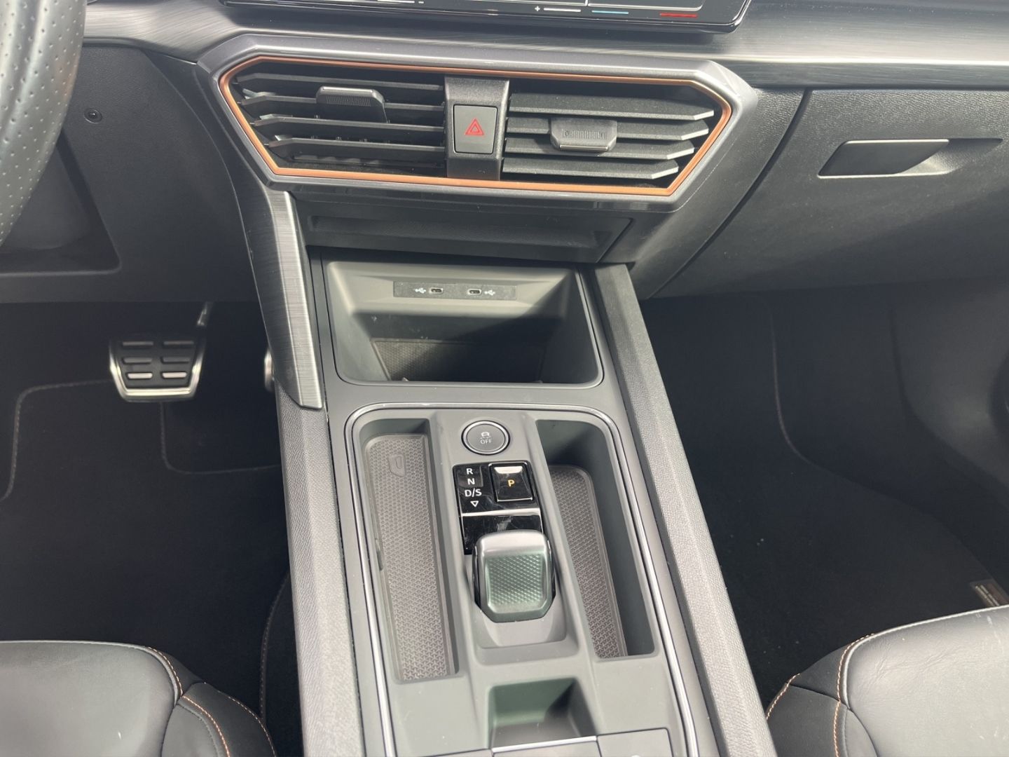 Cupra Formentor VZ5 4Drive 2.5 TSI Pano Navi Leder Kam