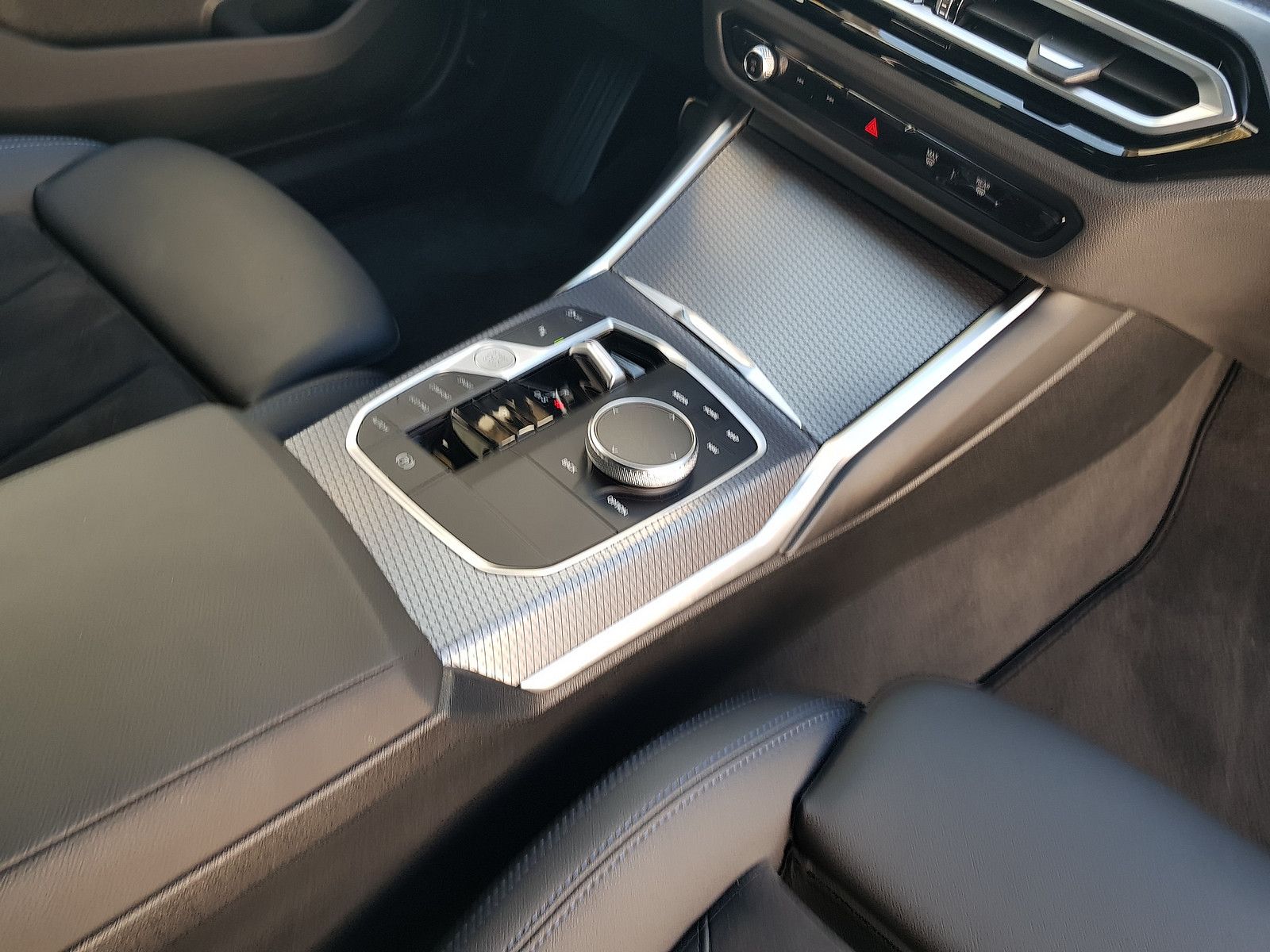 BMW 320d xDrive M-Sport - Samsaru's Car Outlet