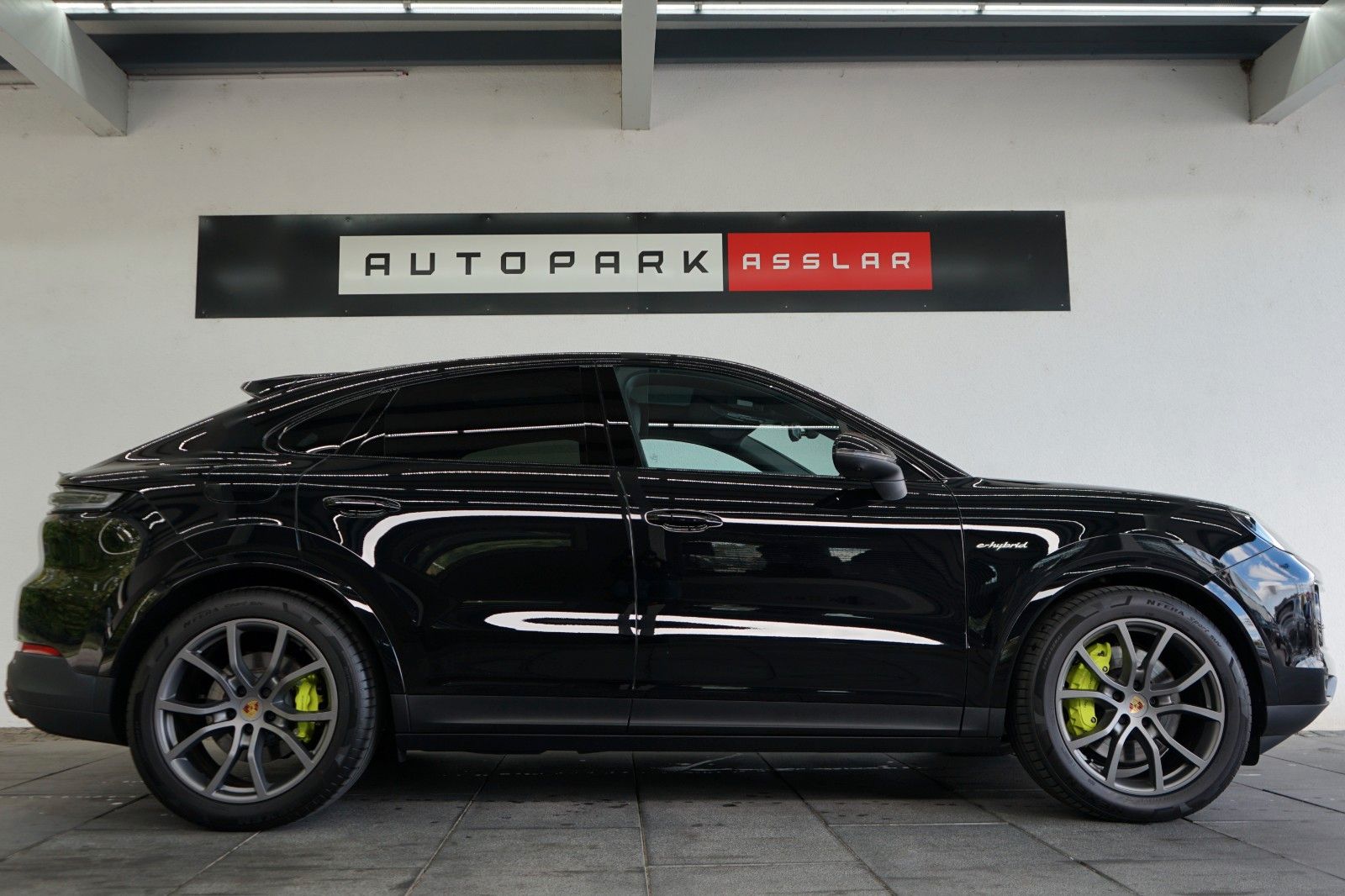 Porsche Cayenne Coupe E-Hybrid/P-Display/HeadUp/PDCC/MEG