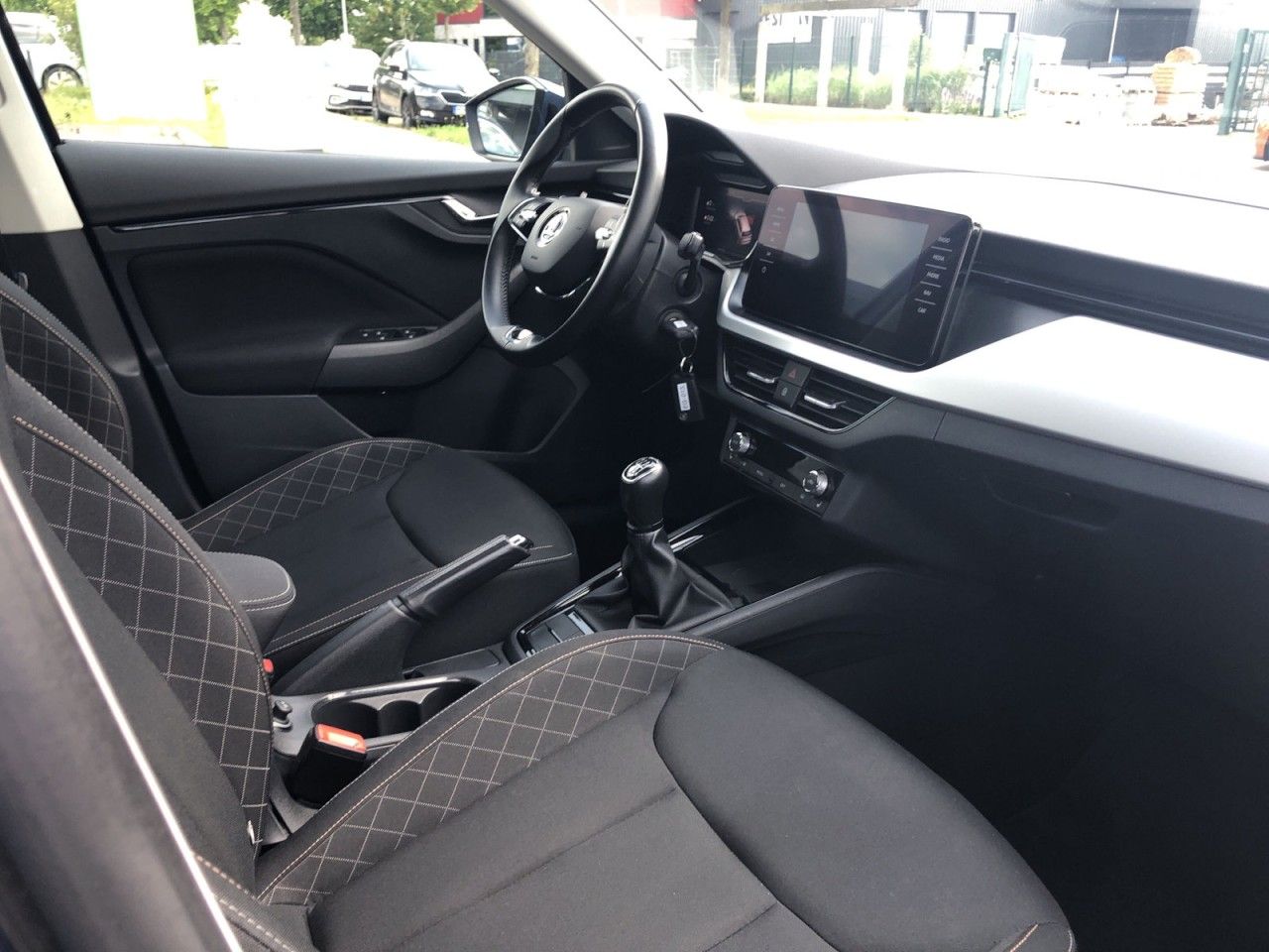 Skoda Kamiq DRIVE 125 1.6 TDI - Samsaru's Car Outlet