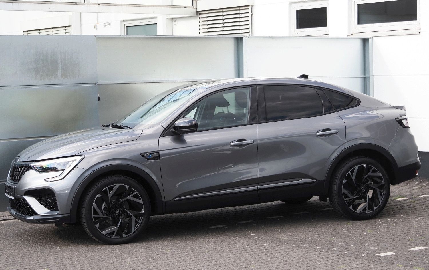 Renault Arkana 160 EDC Esprit Alpine - Samsaru's Car Outlet