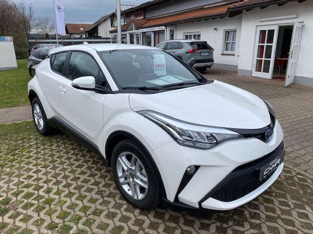 Toyota C-HR Hybrid Flow - Samsaru's Car Outlet