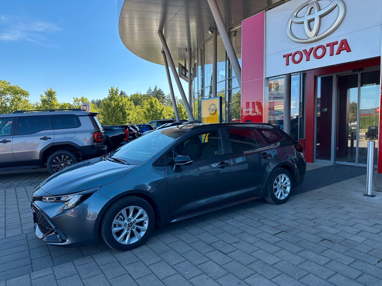 Toyota Corolla TS 1.8 Hybrid Business Edition, LED