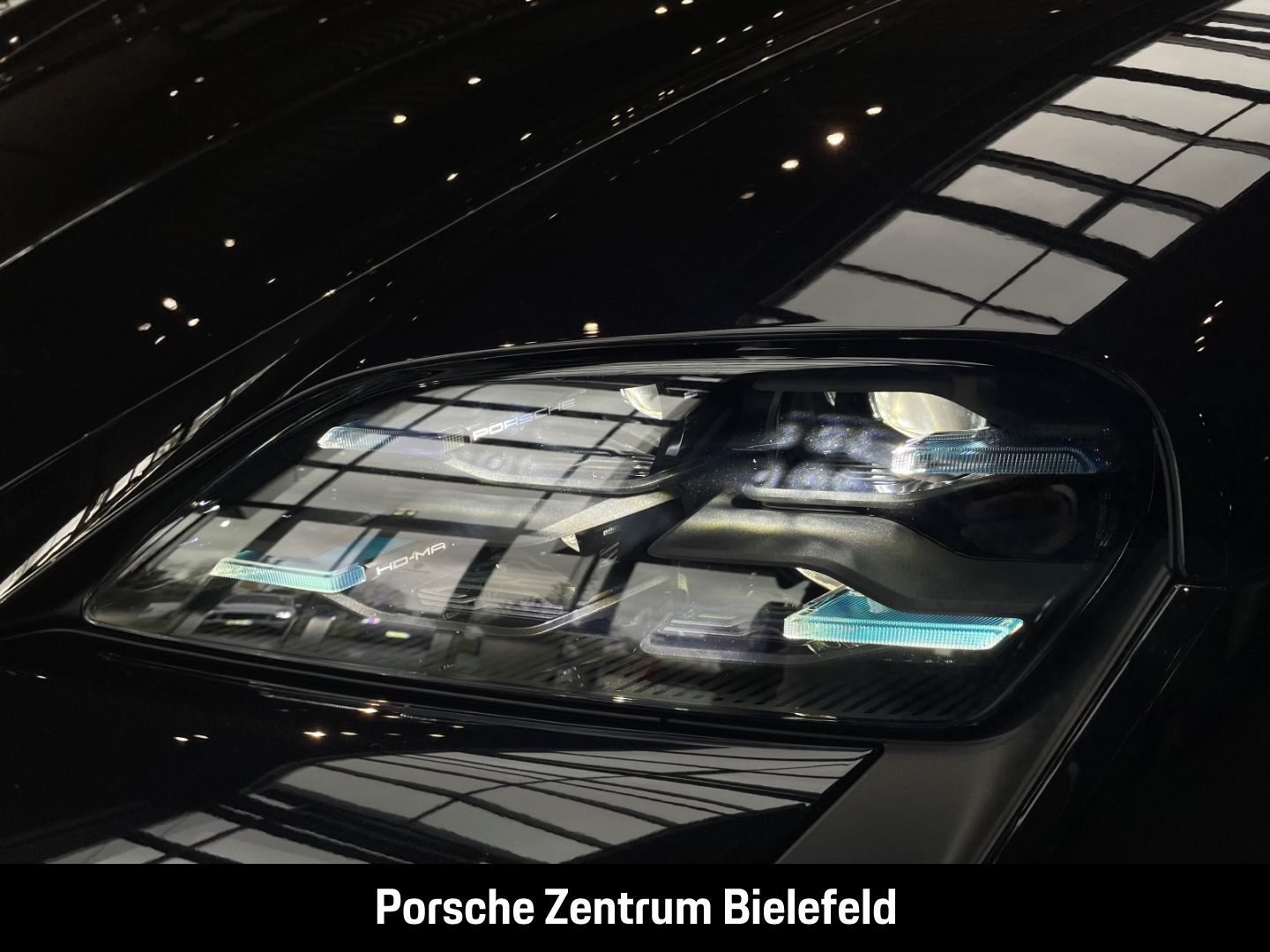 Porsche Taycan Turbo HA-Lenkung InnoDrive Sitzbelüftung