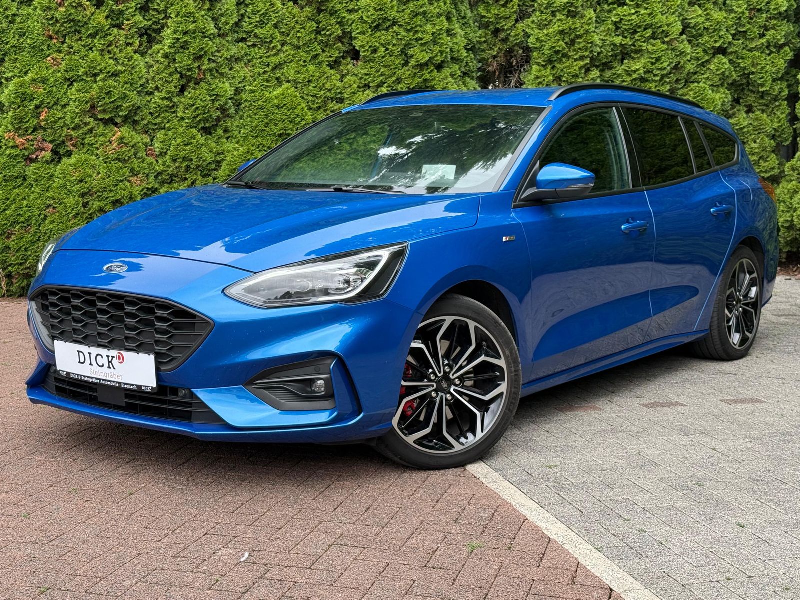 Ford Focus Tur. 1.5 EB Aut. ST-Line X - Samsaru's Car Outlet