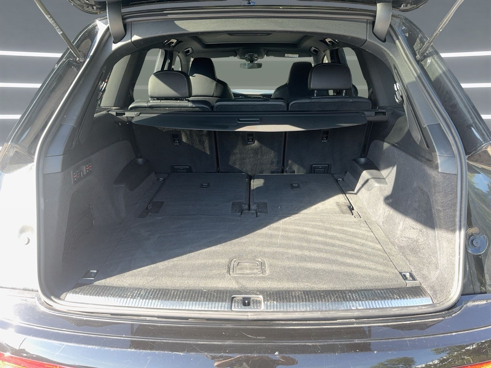 Audi Q7 55 TFSI qu S line Luft AHK PANO HuD B&O 22"