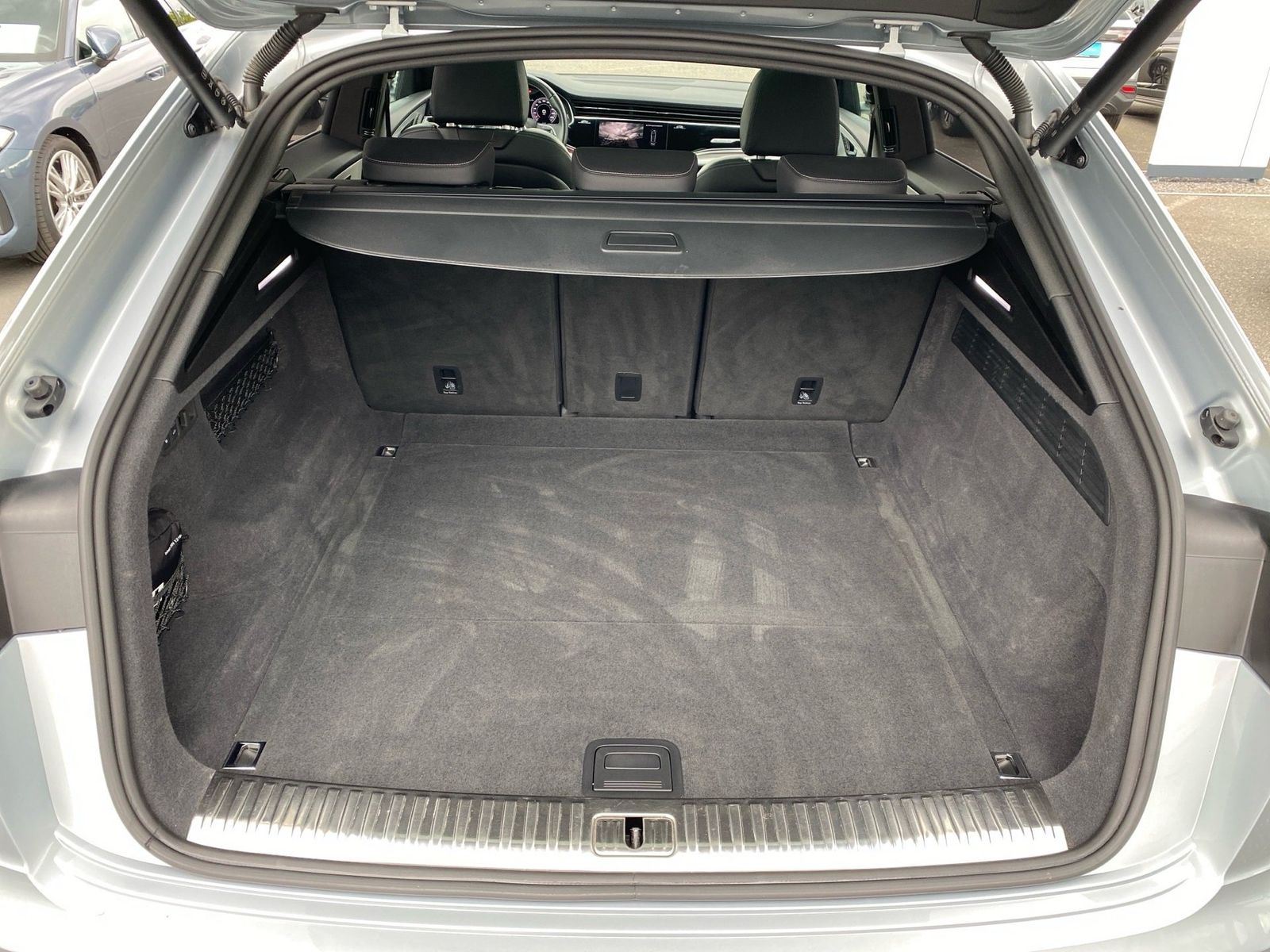 Audi Q8 50 TDI S line quattro Tiptronic HD-Matrix Pan