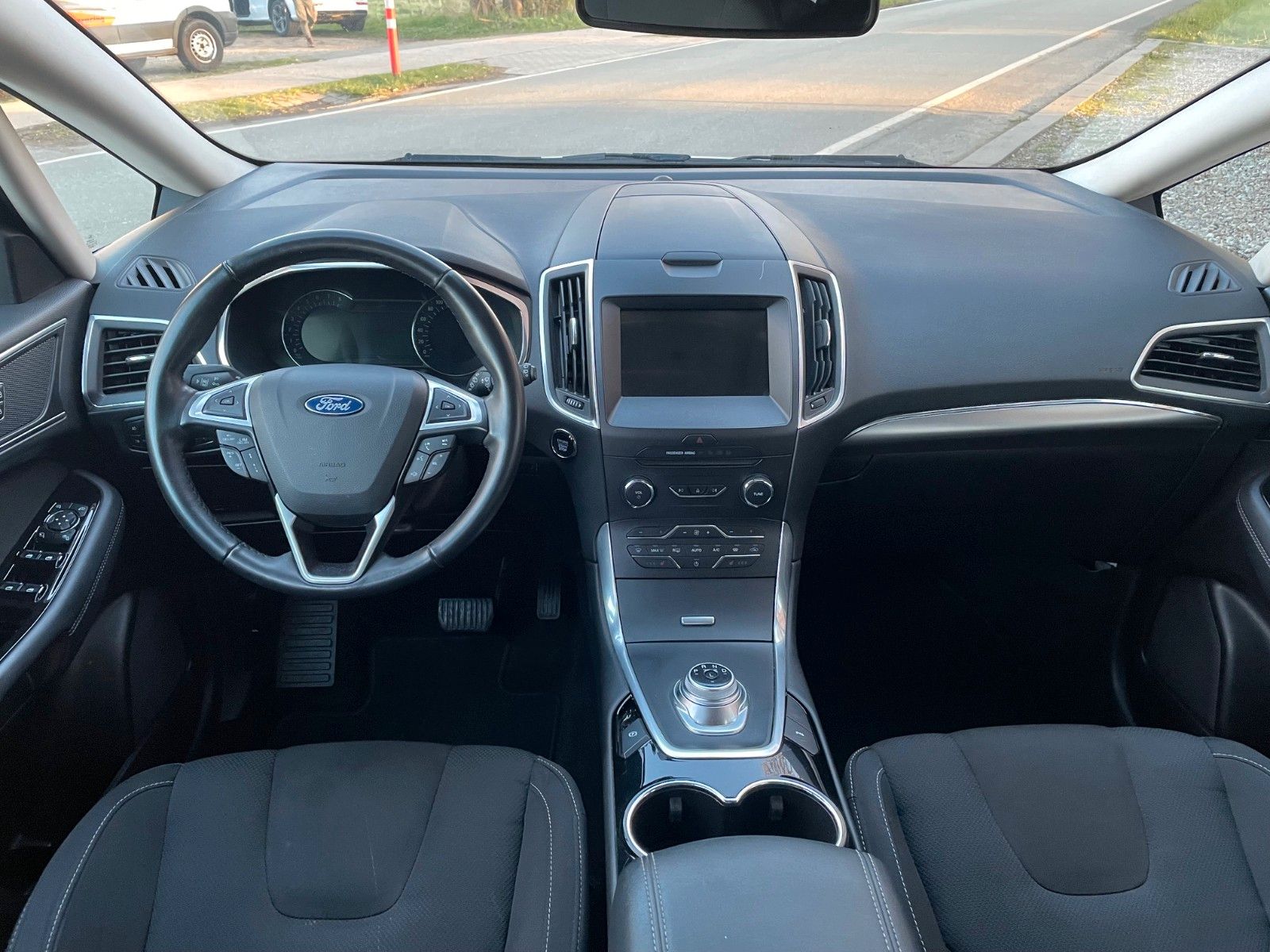 Ford S-Max S-MAX Hybrid Titanium AHK Kamera ACC