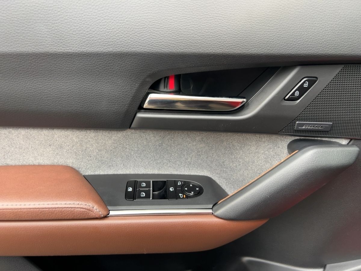 Mazda MX-30 MAKOTO R-EV e-SKYACTIV CCS-Ladeanschluss