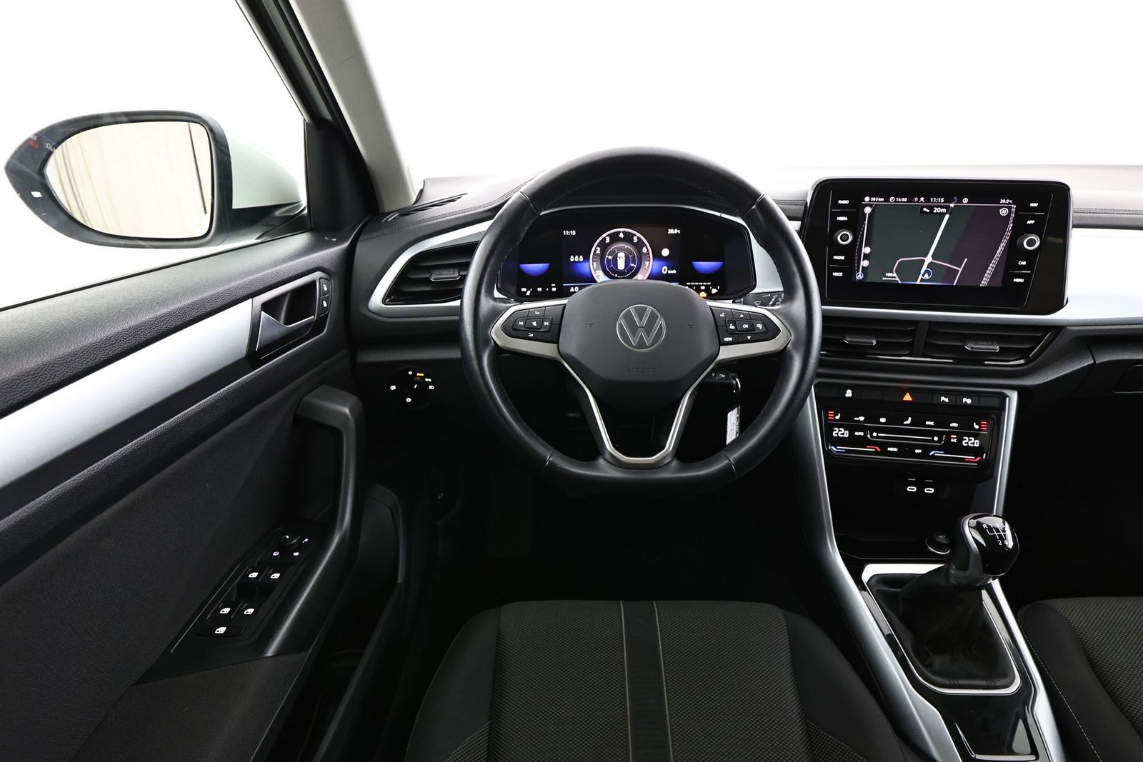 Volkswagen T-Roc 1.0 TSI Life - Samsaru's Car Outlet