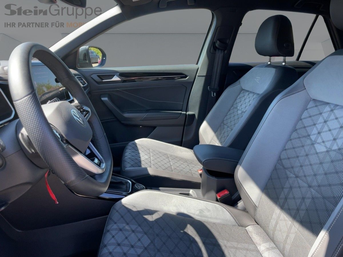 Volkswagen T-Roc 2.0 TDI 4Motion R-Line - Samsaru's Car Outlet