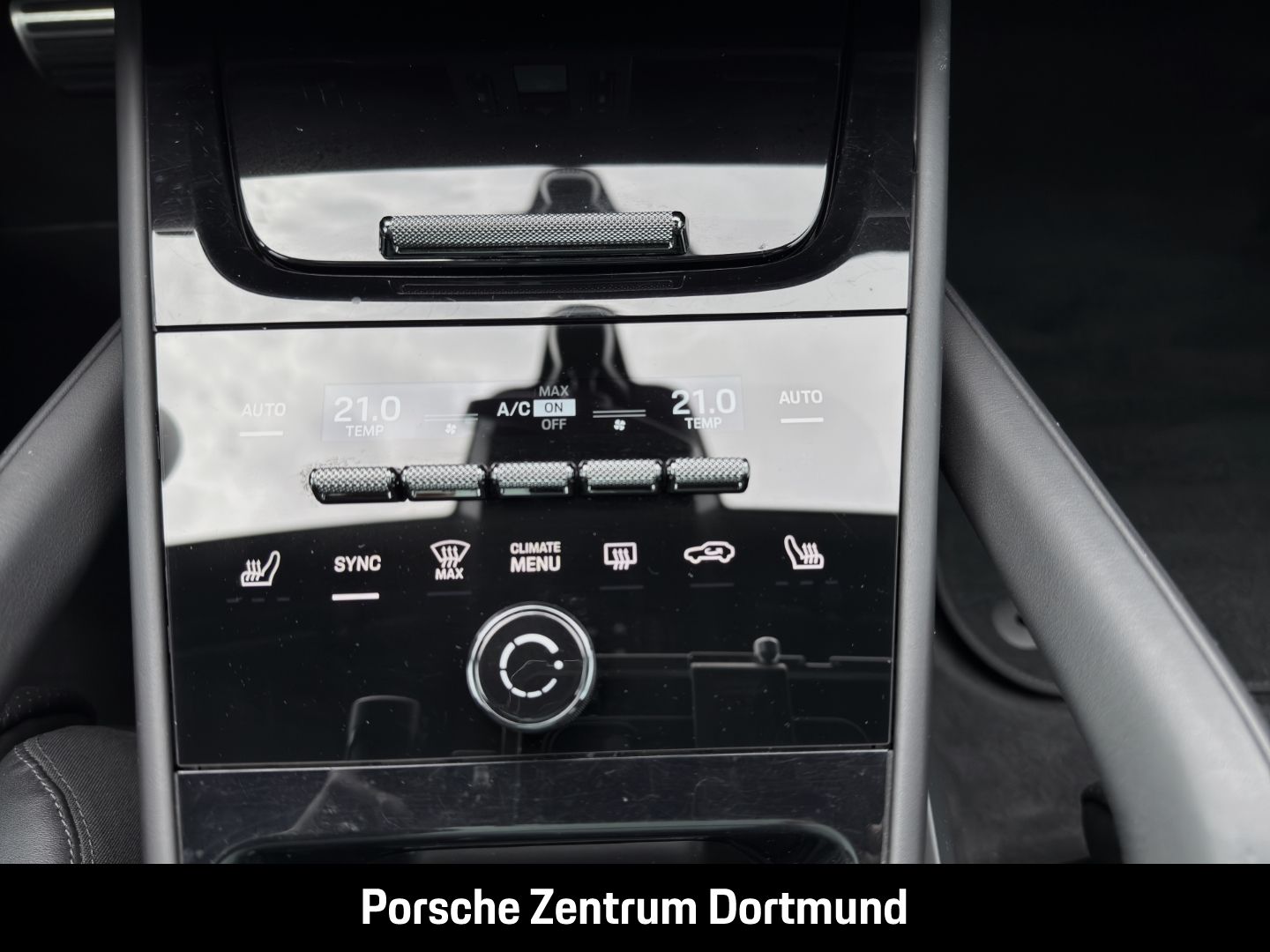 Porsche Cayenne S BOSE InnoDrive Panoramadach LED-Matrix