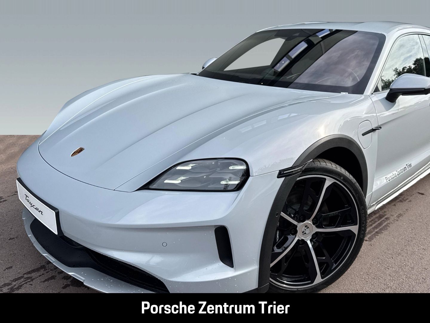 Porsche Taycan 4 Cross Turismo HA-Lenkung InnoDrive