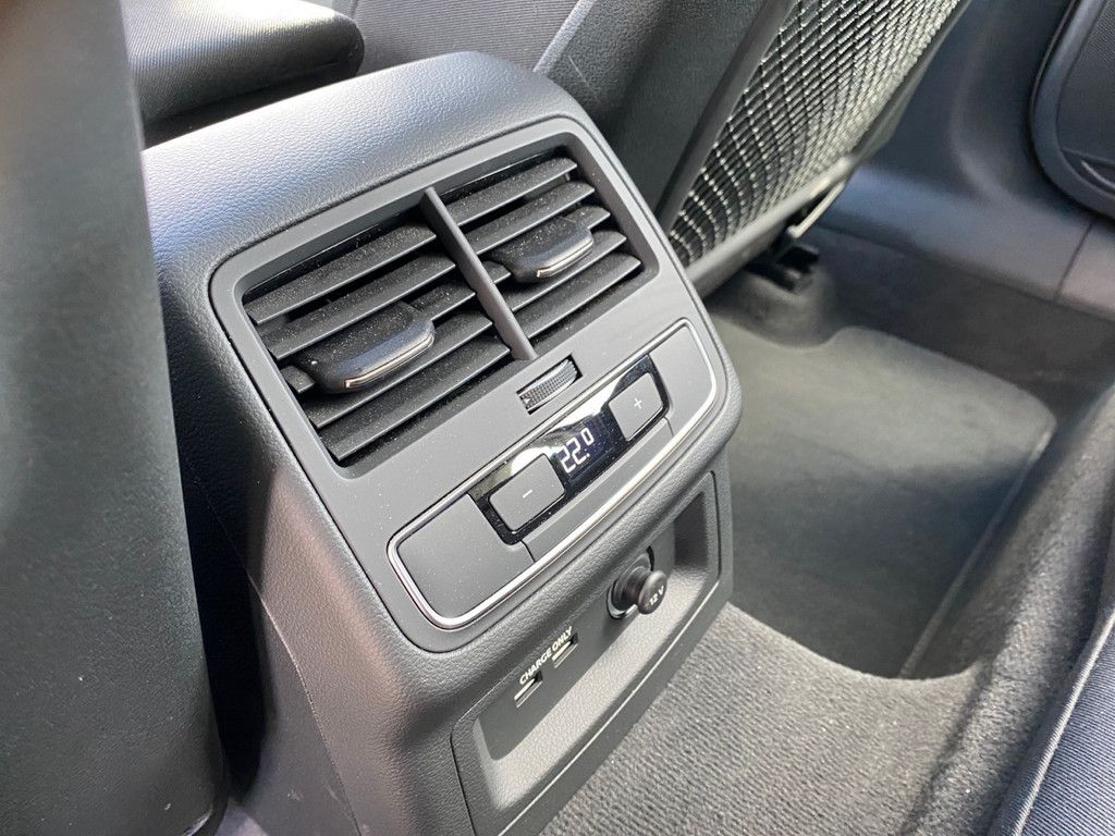 Audi A4 Avant 35 TDI S tronic advanced - Samsaru's Car Outlet