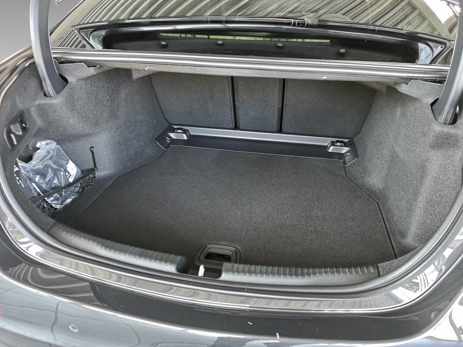 Mercedes-Benz C 180 Avantgarde - Samsaru's Car Outlet