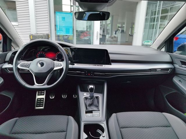 Volkswagen Golf 8 1.5 TSI BMT Active - Samsaru's Car Outlet