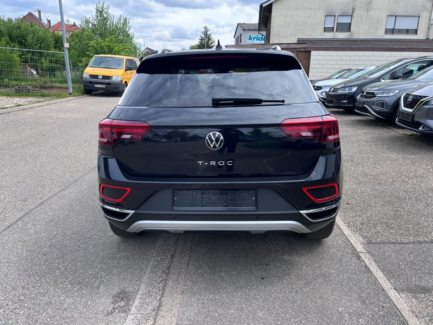 Volkswagen T-Roc 1.0TSI Style - Samsaru's Car Outlet
