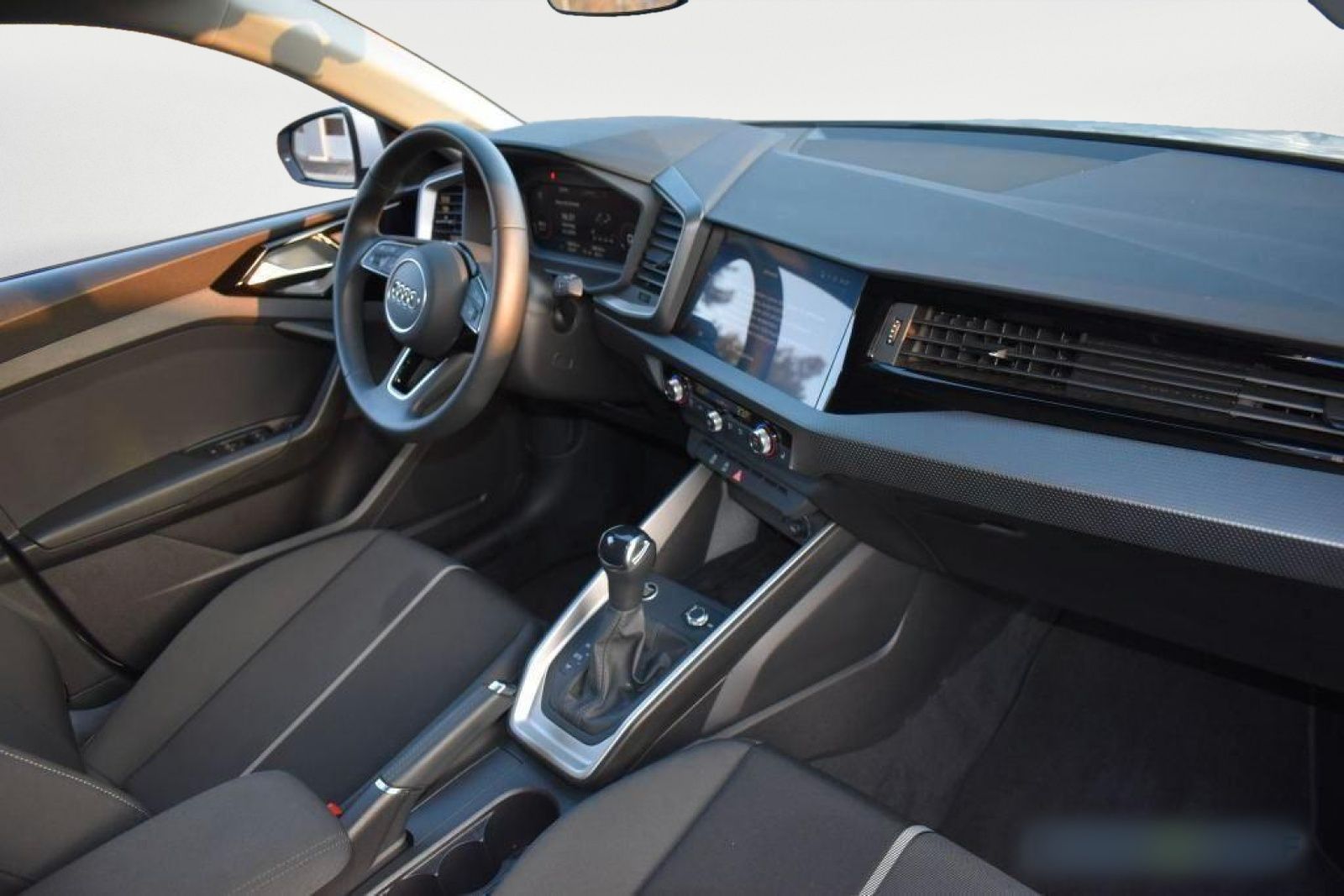 Audi A1 30 TFSI Allstreet S-tronic - Samsaru's Car Outlet