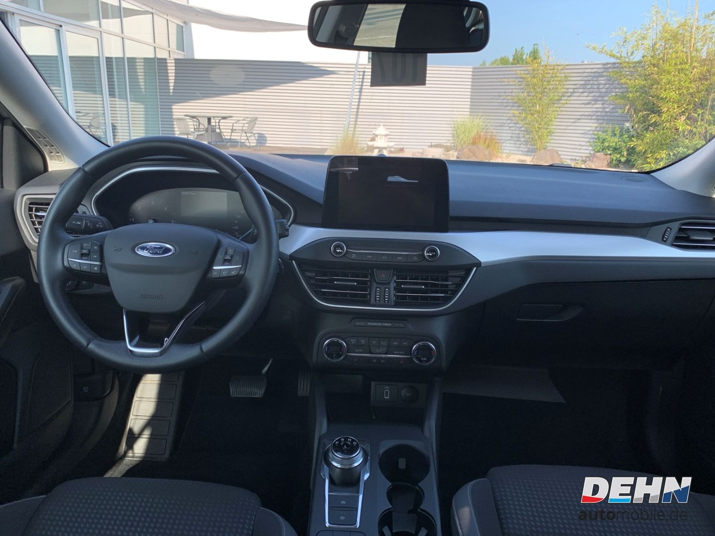 Ford Focus Turnier 1.5 EB AT Cool & Connect - Samsaru's Car Outlet