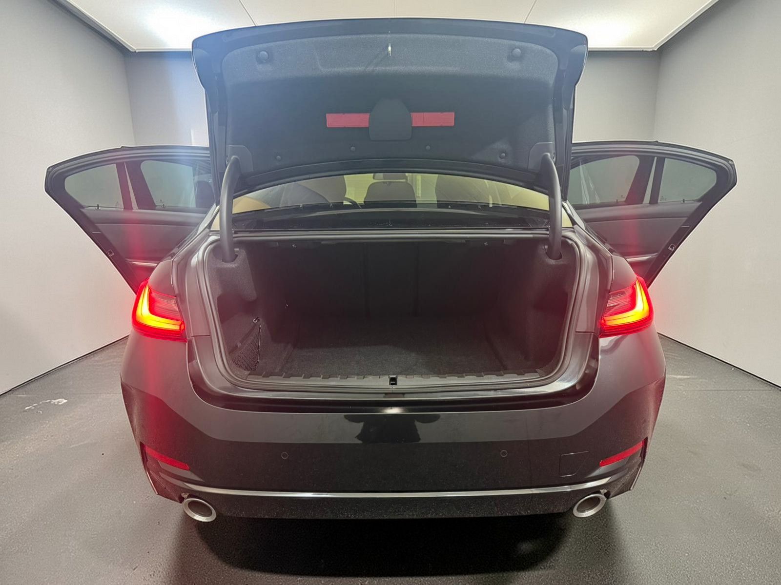 BMW 320d Limo xDrive Shadow-Line AHK*WIDE*LED*CARPLA