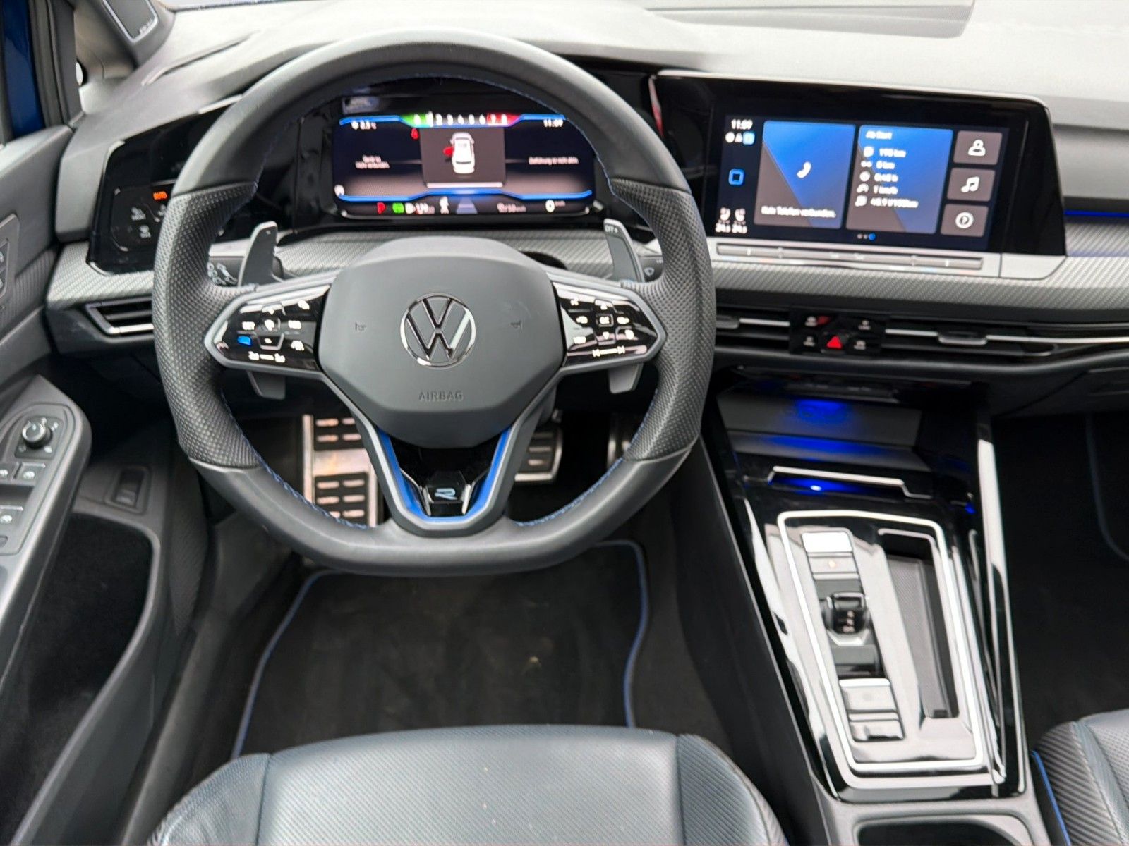Volkswagen Golf VIII R Variant 2.0TSI 4Motion 19" H&K DCC