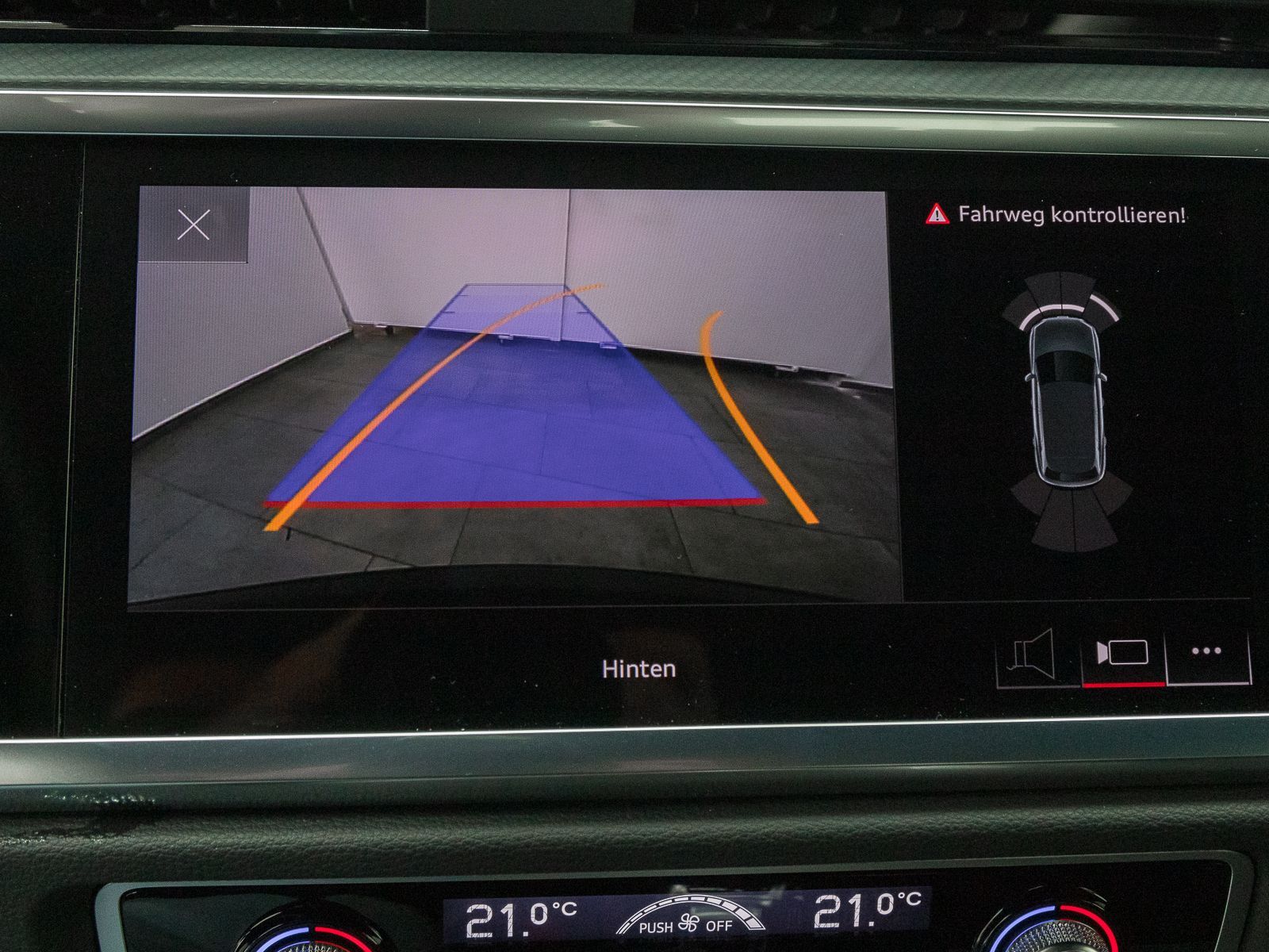 Audi Q3 35 TDI Q S LINE - Samsaru's Car Outlet