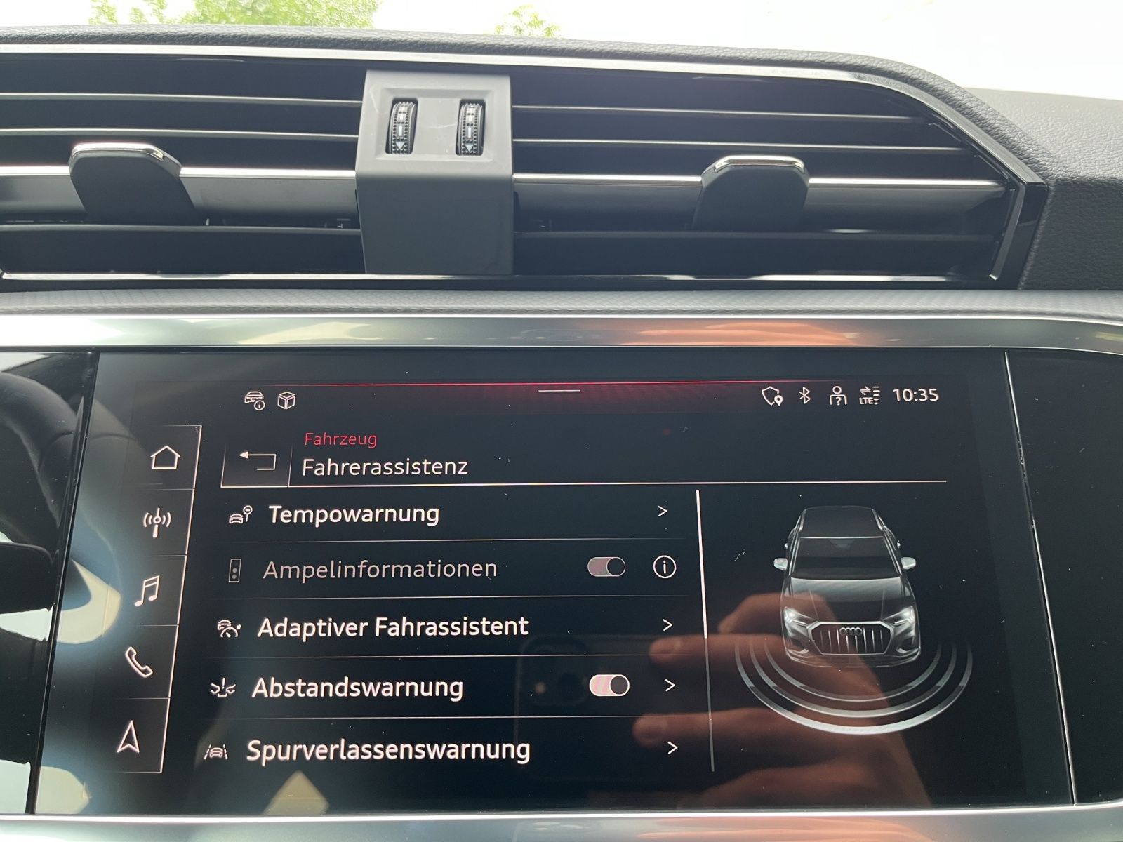 Audi Q3 40 TFSI quattro advanced - Samsaru's Car Outlet