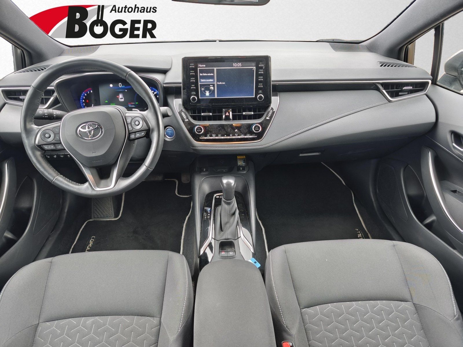 Toyota Corolla Touring Sports 2.0 Hybrid Team D *Allwet - Samsaru's Car Outlet