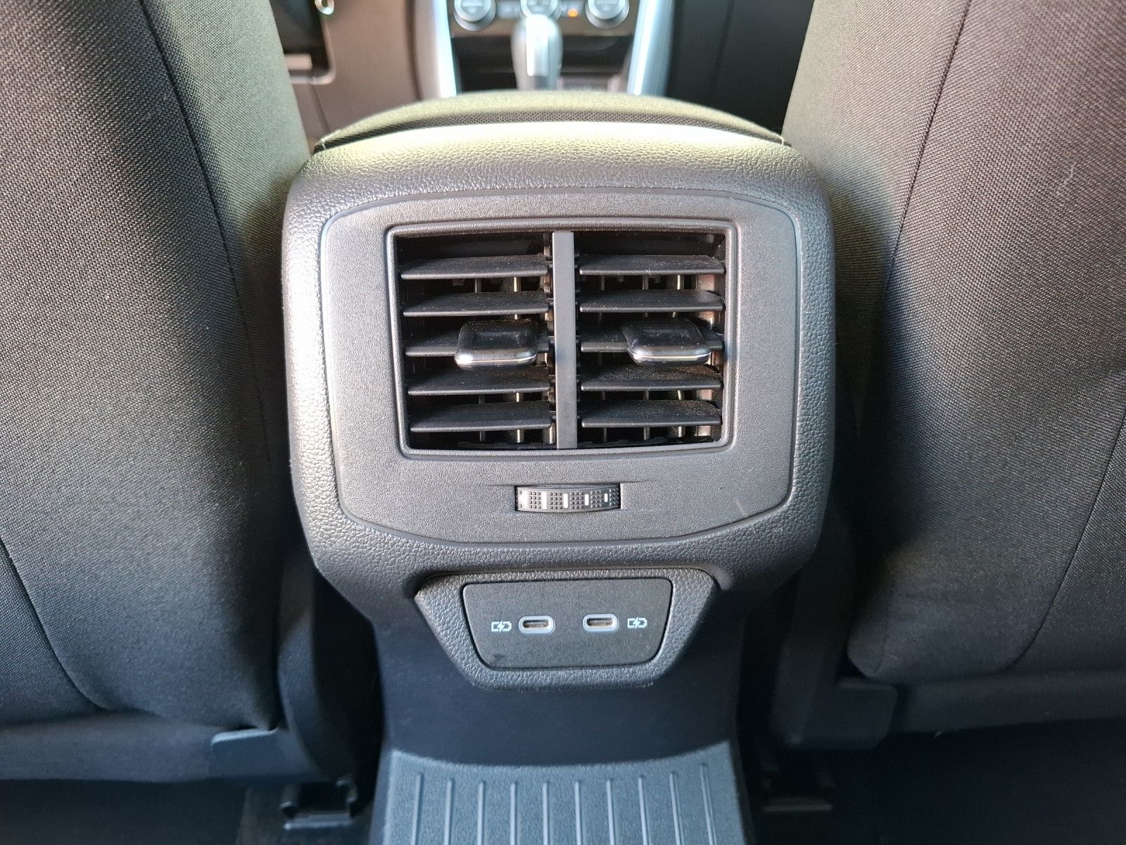Volkswagen T-Roc TSI Active DSG - Samsaru's Car Outlet
