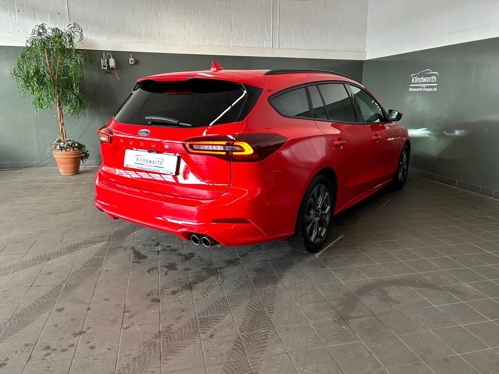 Ford Focus Turnier 1.0 EcoBoost Aut. ST-Line X +GJR