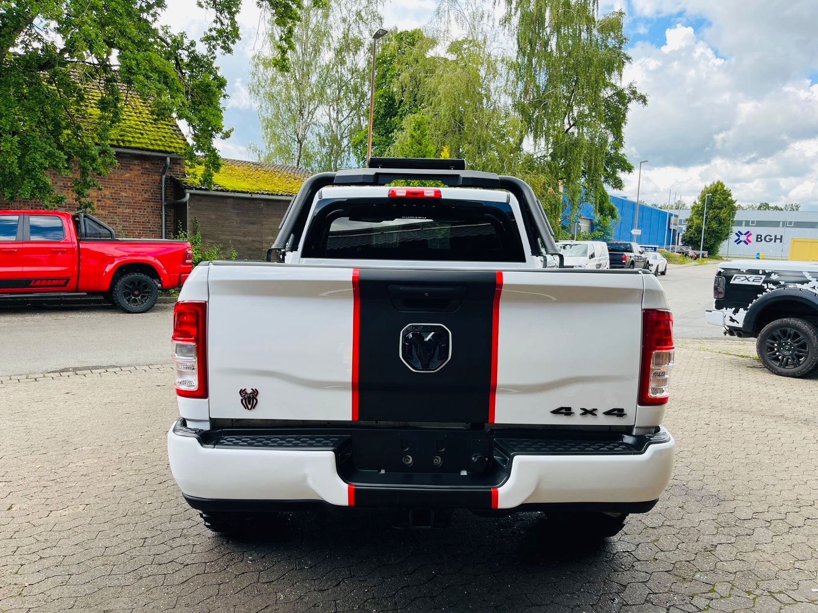 Dodge 2500*6,4L V8*LPG*4X4*LONGBED*OFFROAD*AHK*GARANTI