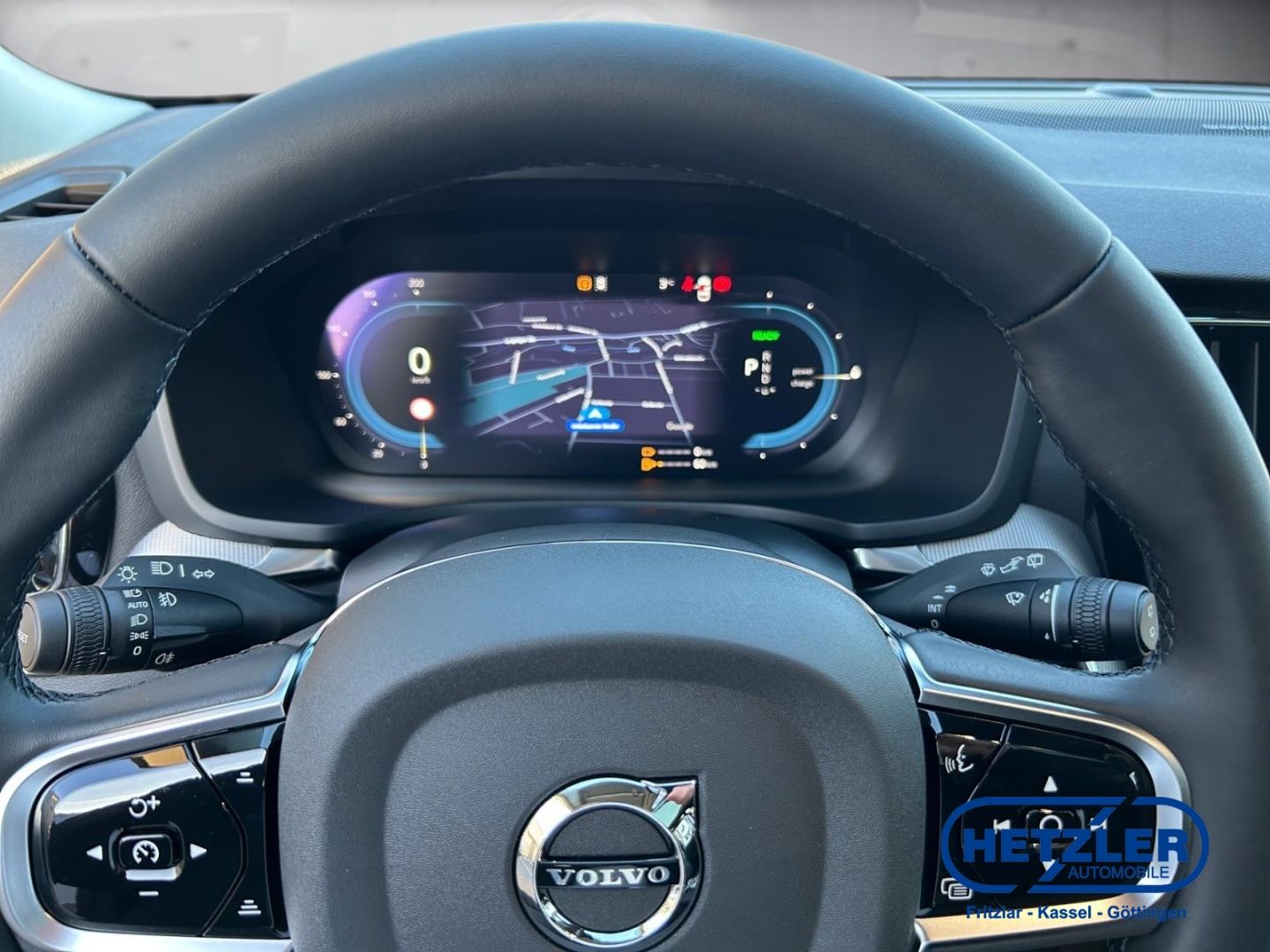 Volvo V60 Kombi Plus Dark Recharge Plug-In Hybrid AWD