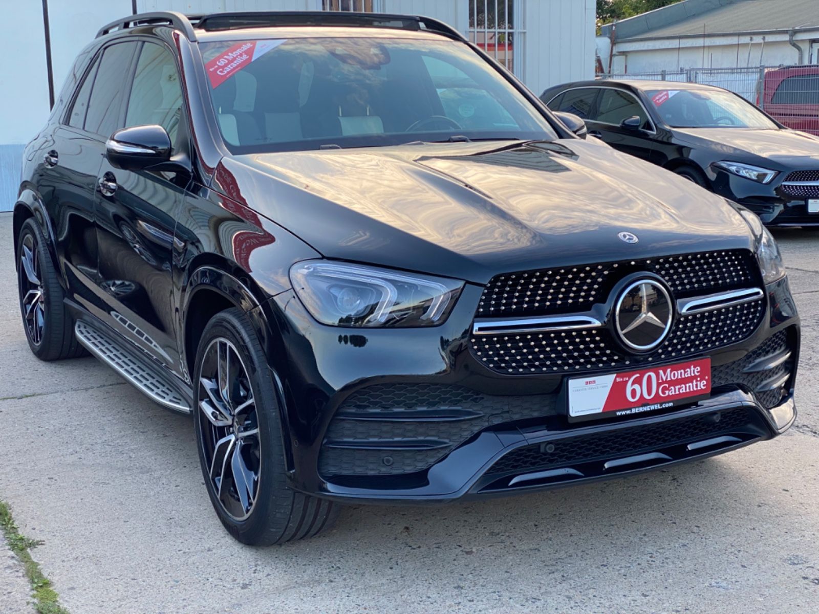 Mercedes-Benz GLE350de AMG 4M_Panorama_SoftClose_Exclusive_360