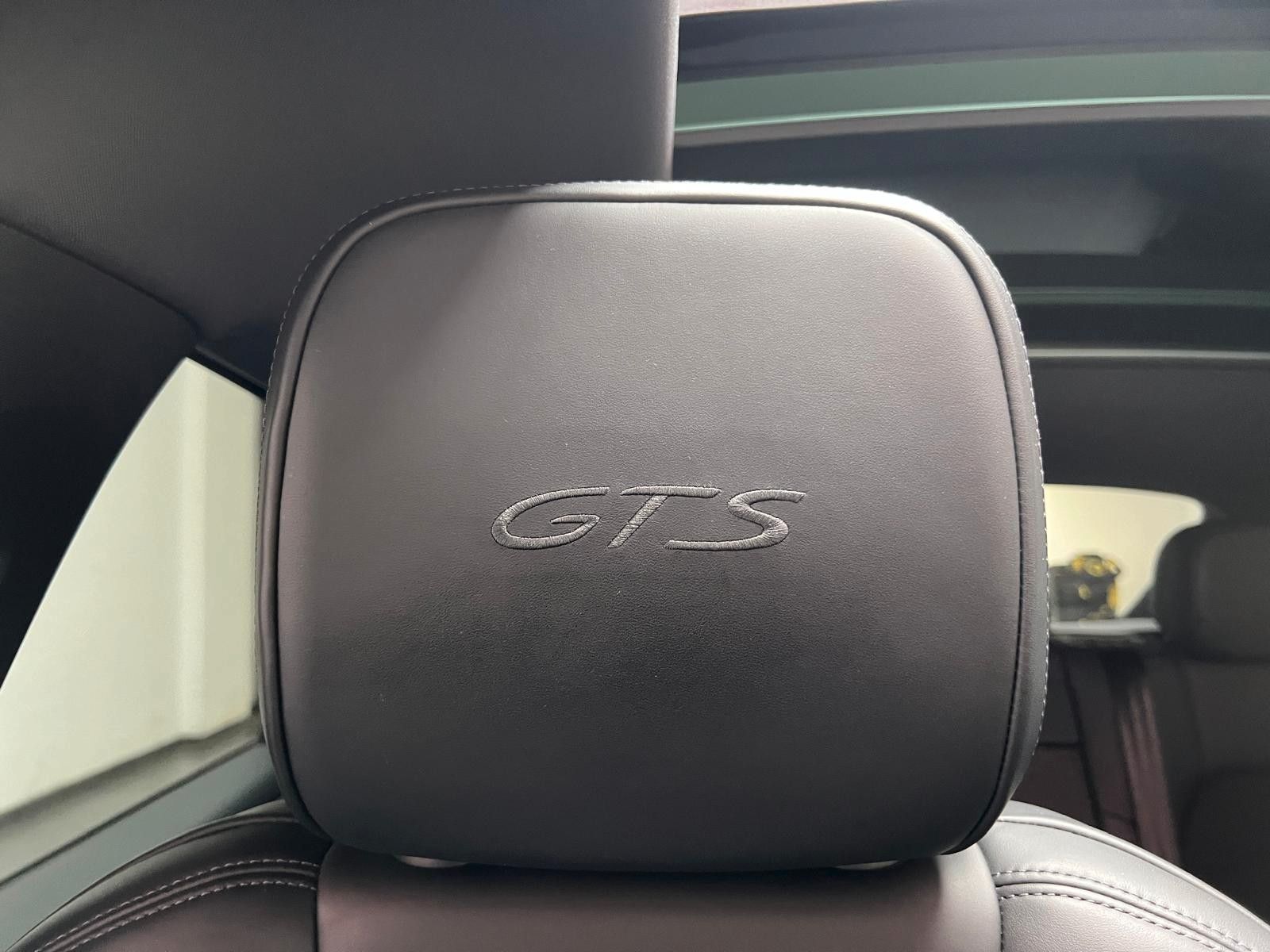 Porsche Macan GTS - Samsaru's Car Outlet