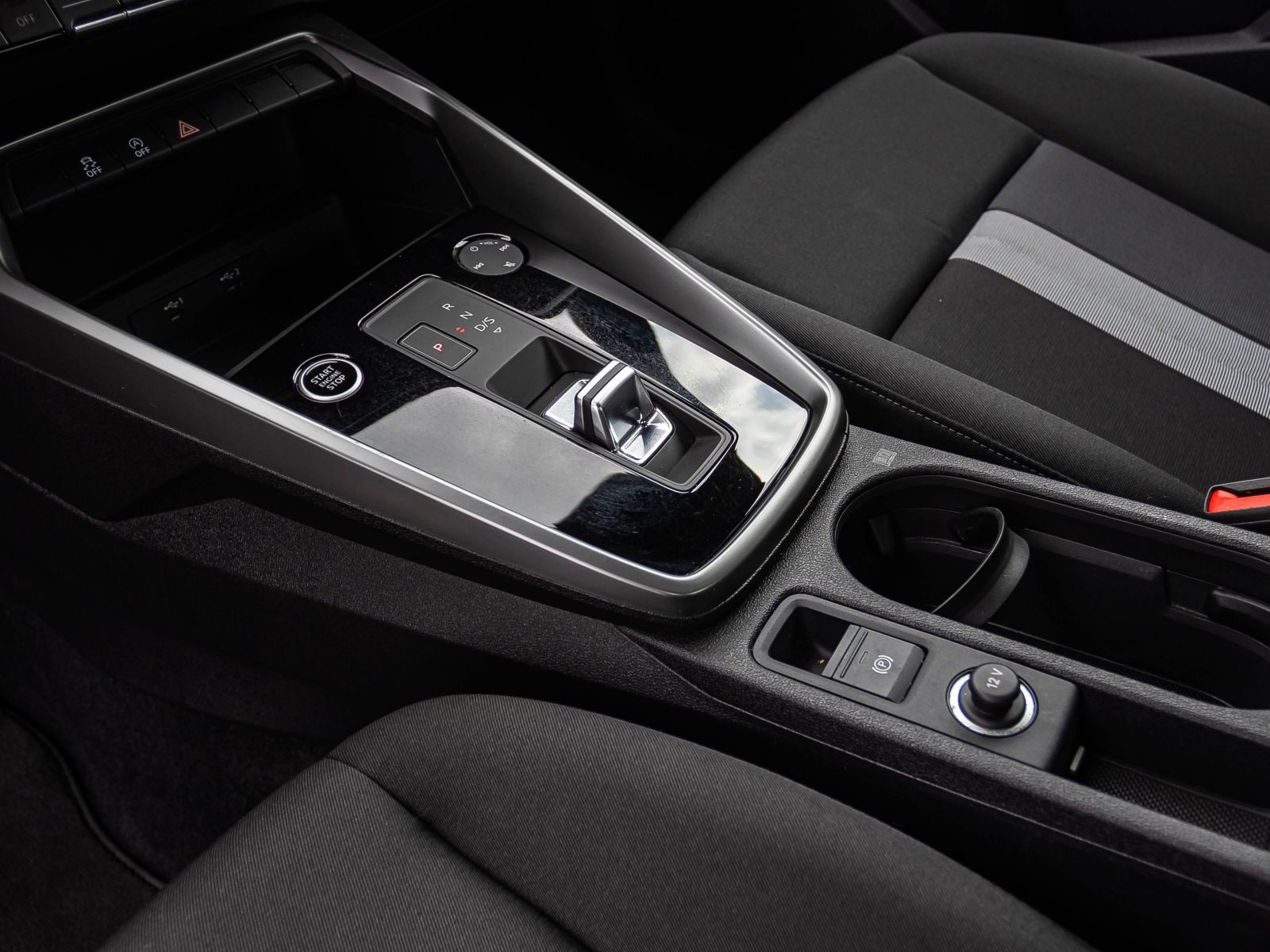 Audi A3 Limousine advanced 30TFSI Stronic Navi ACC