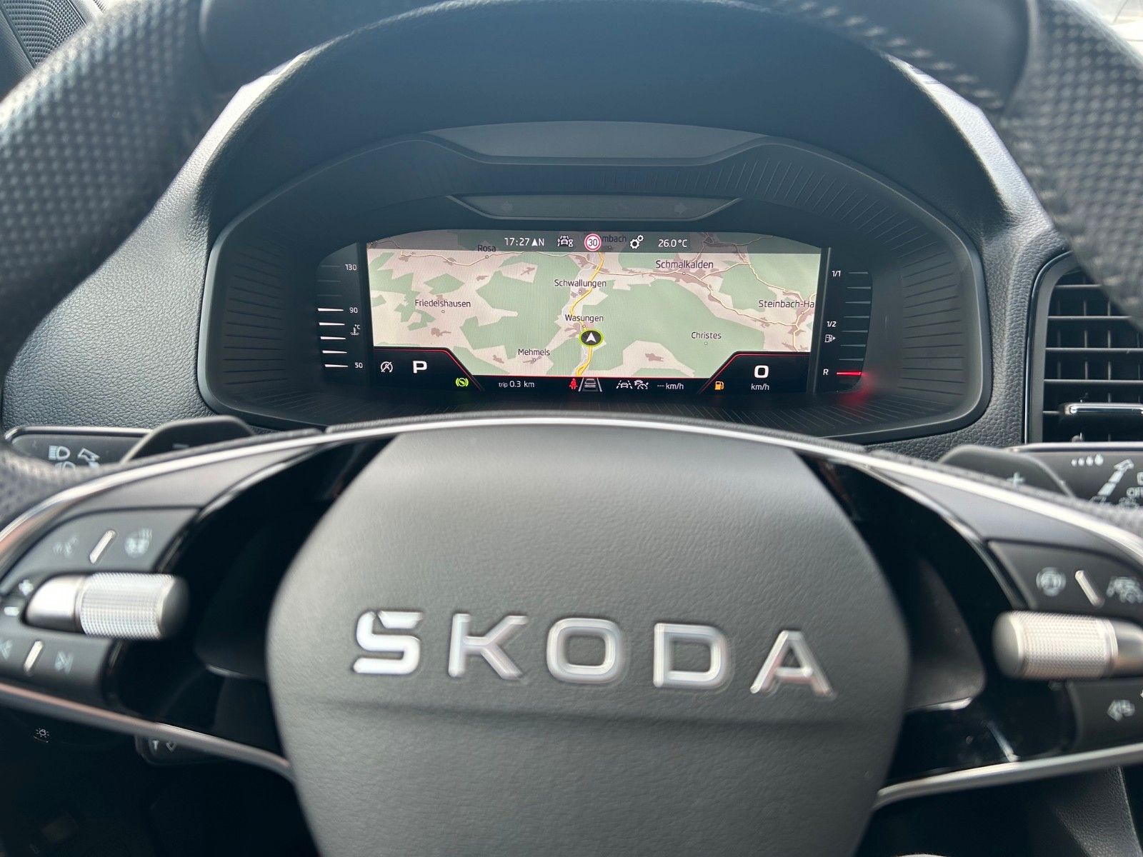 Skoda Karoq FL 1.5 DSG Sportline AHK 1.5Assist+ 5JGara